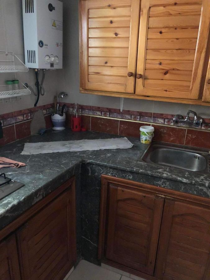 شقة توجد وسط مدينة طنجة و تتوفر على كامل التجهيزات الضرورية خاصةبالعائلات Exterior foto